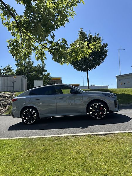 BMW X2 (2025) 5L Záruka, Servis zdarma - fotka 4 z 33
