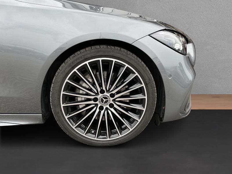 Mercedes-Benz Třídy C C-Třída 220 d 4MATIC AMG Editi - fotka 9 z 21