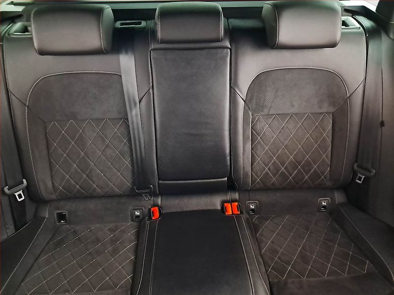 Škoda Superb (2020) Sportline 1.5 TSI - fotka 24 z 24