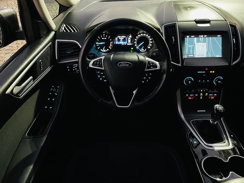 Ford S-MAX 2.0TDCi MANUÁL SERVISKA TAŽNÉ - fotka 25 z 42