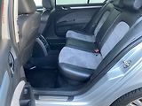 Škoda Superb (2008) 3.6FSI 4x4, DSG, bixen - náhled 10