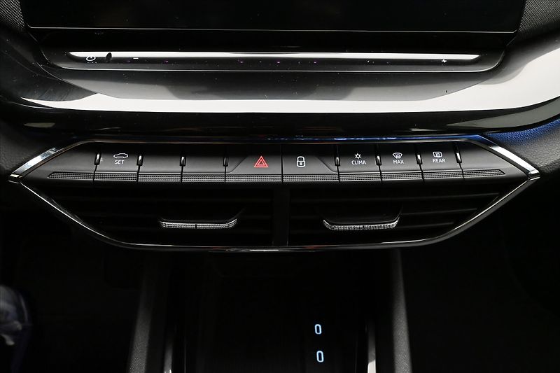 Škoda Octavia 2,0 TDI 110 kW DSG STYLE Záruk - fotka 22 z 31