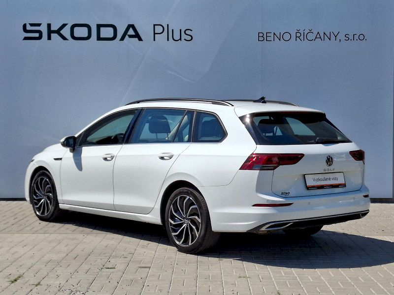 Volkswagen Golf (2022) Variant Style 1,5TSi 96kW - fotka 10 z 35