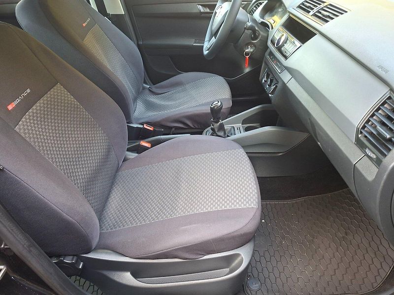 Škoda Fabia (2015) 1.0MPi 44kW - fotka 18 z 26