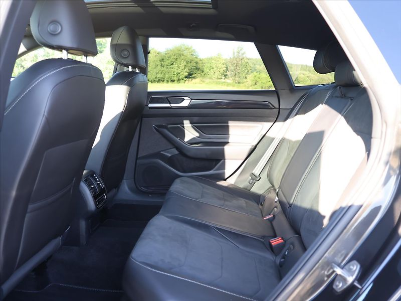Volkswagen Arteon Shooting Brake 2,0 TDI 142kW 4M DSG R-Line DP - fotka 15 z 41