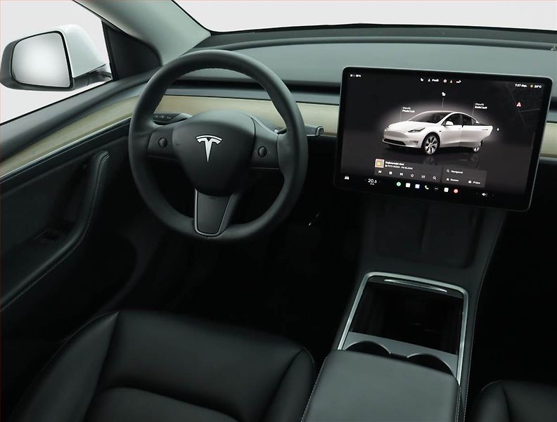 Tesla Model Y (2022) Long Range AWD 79kWh, SoH 91% - fotka 7 z 23