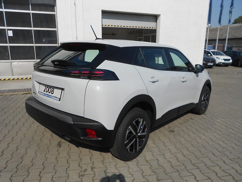 Peugeot 2008  STYLE PureTech 100 MAN6 - fotka 4 z 8