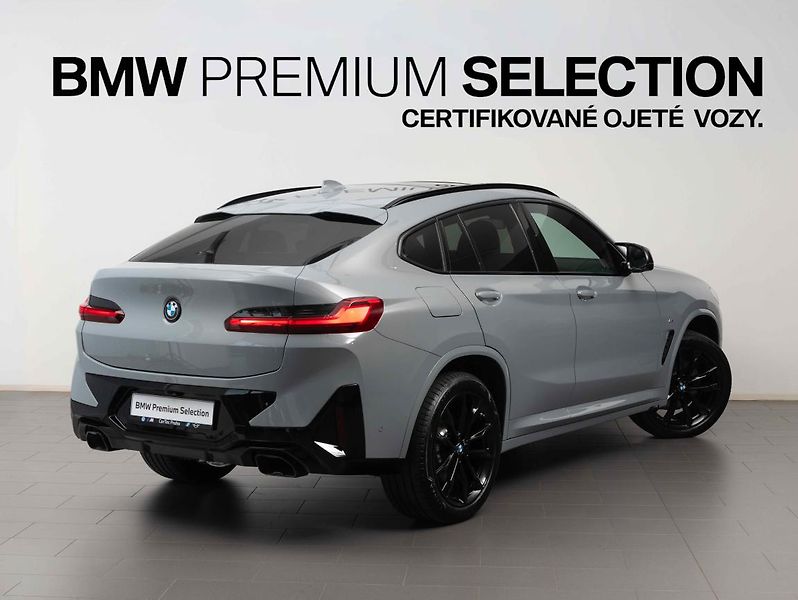 BMW X4 M40i - fotka 5 z 23