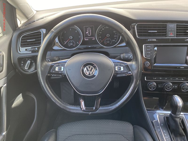 Volkswagen Golf (2015) 1.6 TDi, DSG, výhřev sed. - fotka 11 z 18
