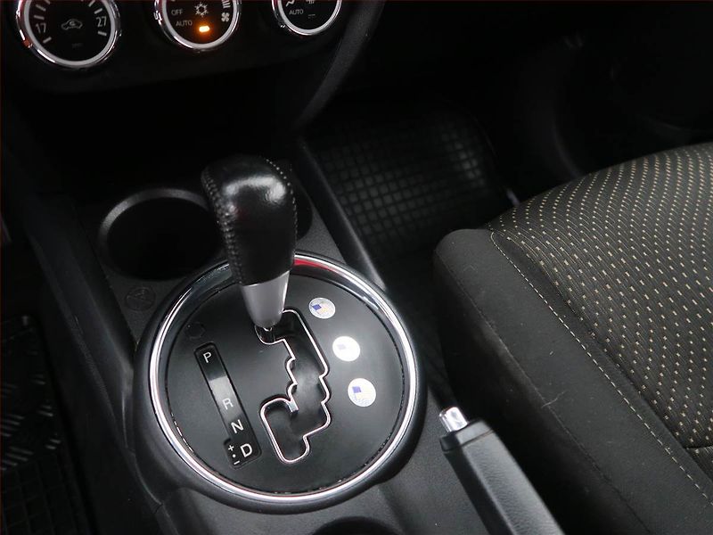 Mitsubishi ASX (2015) Intense 2.2 DI-D, 4X4 - fotka 13 z 16