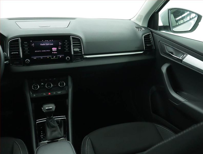 Škoda Karoq (2023) Ambition 2.0 TDI - fotka 8 z 17