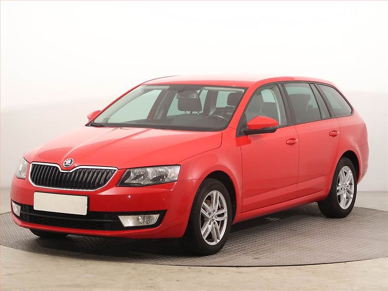 Škoda Octavia (2015) 2.0 TDI, Tempomat - fotka 2 z 14