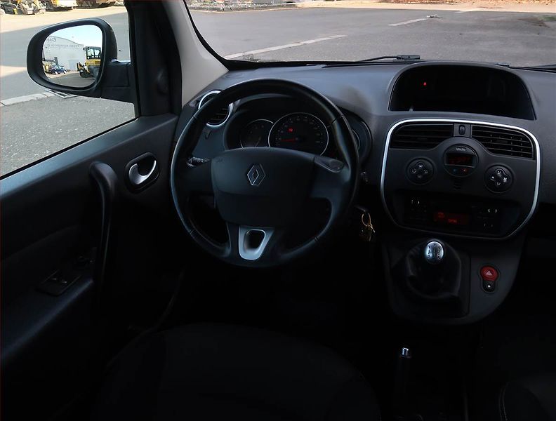 Renault Kangoo (2017) 1.5 dCi, 5Míst, ČR, 1Maj, DPH - fotka 7 z 16
