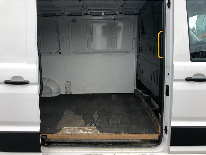 Volkswagen Crafter 2,0 TDI - fotka 14 z 29