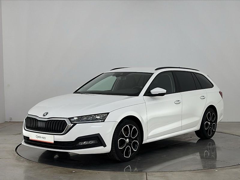 Škoda Octavia Ambition - fotka 1 z 27