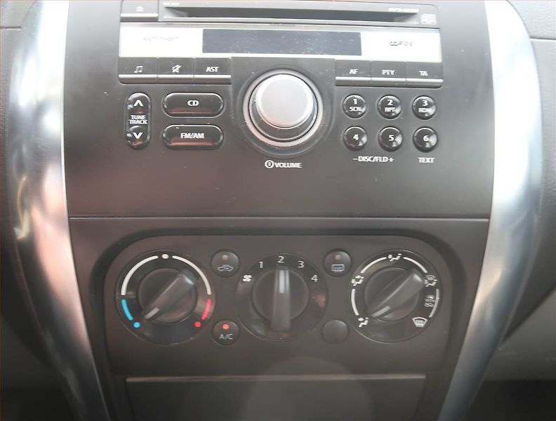 Suzuki SX4 (2010) 1.6 VVT, 4X4, ČR,1.maj - fotka 11 z 14