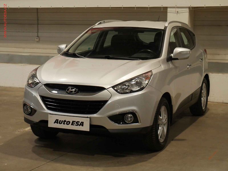 Hyundai ix35 (2011) 1.6GDi, ČR, AC, park.čidla - fotka 3 z 17