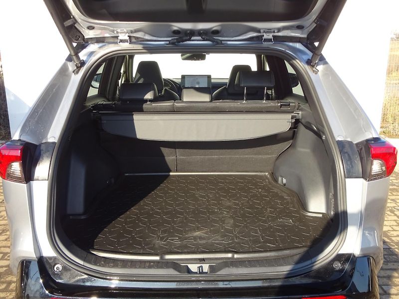 Toyota RAV4 2.5 HSD e-CVT AWD GR-Sport - fotka 13 z 24
