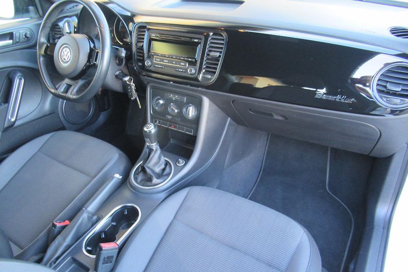 Volkswagen Beetle 1.2 TSi KLIMA SADA KOL - fotka 13 z 27