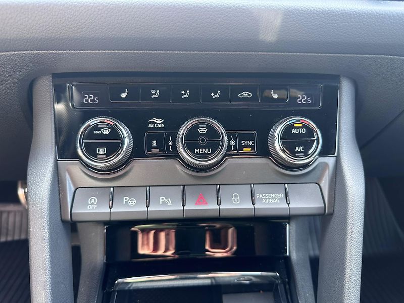 Škoda Kodiaq 2,0 TDI DSG 4x4 Sportline  - fotka 14 z 17