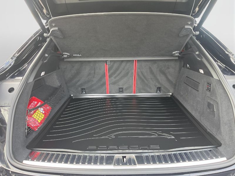 Porsche Cayenne Coupé - fotka 26 z 29