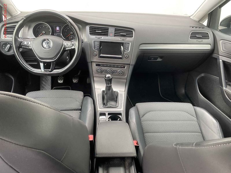 Volkswagen Golf (2013) 1.2 TSi VII, Comfortline - fotka 8 z 18