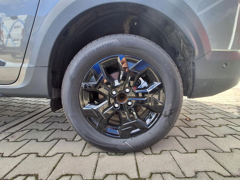 Dacia Jogger (2026) Extreme Eco-G 120 auto 5 míst - fotka 35 z 35