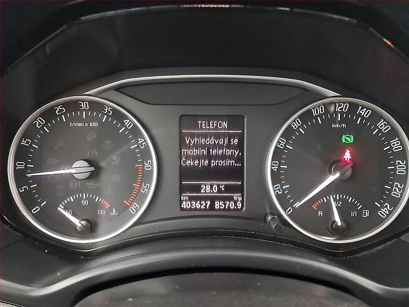 Škoda Octavia (2012) Ambition 2.0 TDI, Automat - fotka 11 z 18