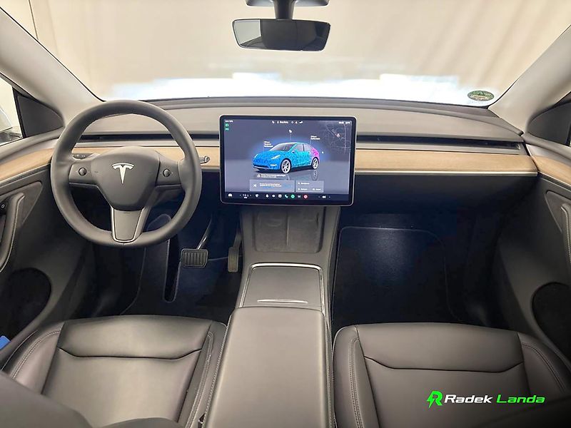 Tesla Model Y (2023) Long Range AWD | Berlín - fotka 6 z 8