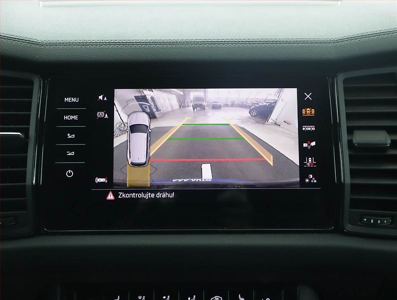 Škoda Kodiaq (2022) Sportline 1.5 TSI - fotka 15 z 17