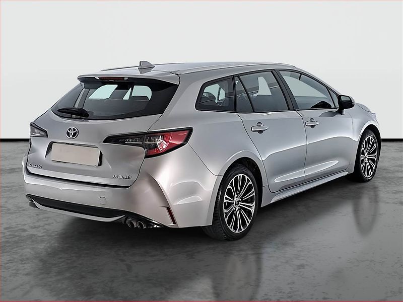 Toyota Corolla (2022) Active 2.0 Hybrid - fotka 5 z 20