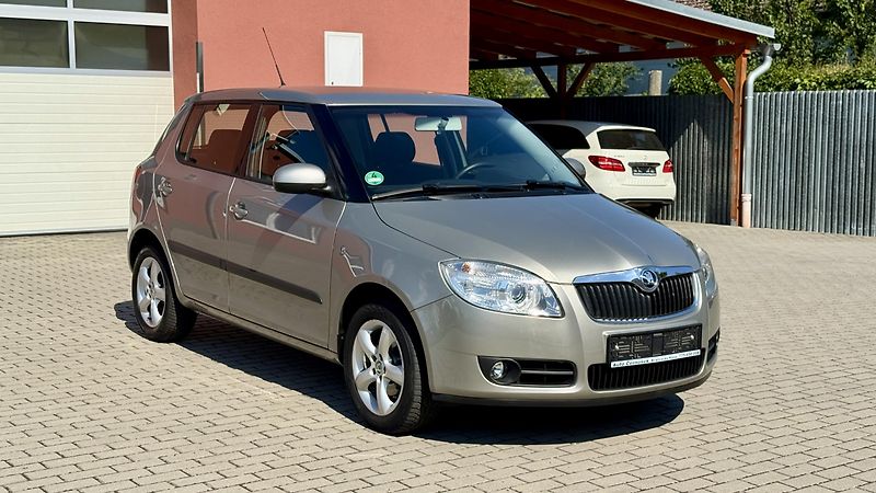 Škoda Fabia 1.4 16V*63kW*ELEGANCE*94TKM* - fotka 4 z 26