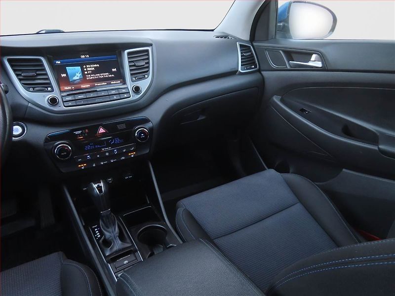 Hyundai Tucson (2016) 1.7 CRDi, Automat, Serv.kniha - fotka 8 z 22