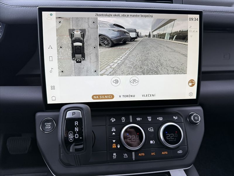 Land Rover Defender (2026) 3,0 110 S D200 - fotka 15 z 29
