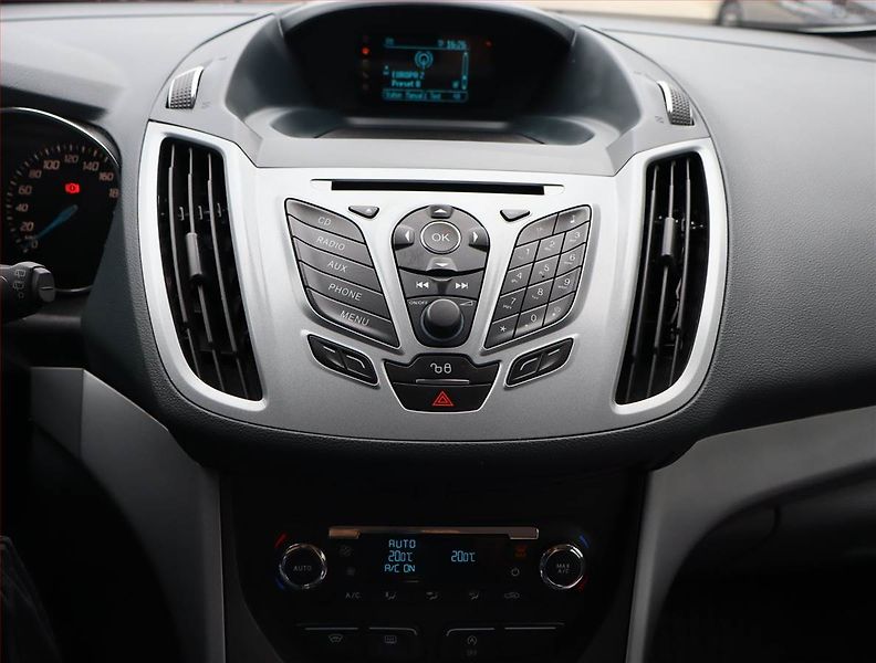Ford C-MAX (2015) 1.0 EcoBoost, Serv.kniha - fotka 12 z 21