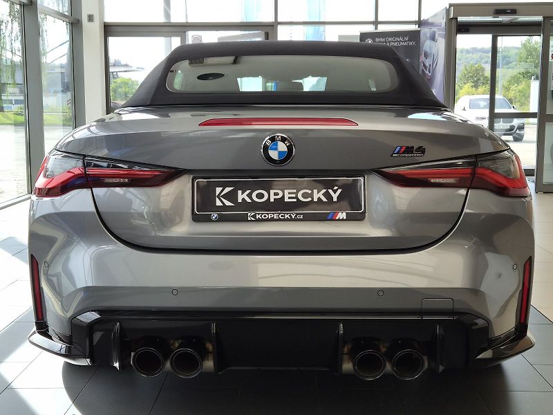 BMW M4 Competiton M xDrive - fotka 7 z 32