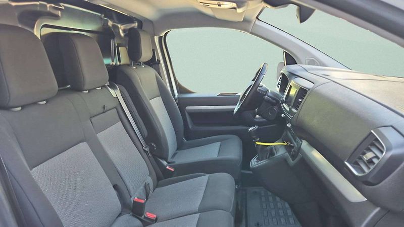 Fiat Scudo L1H1 2.0Mjet 106kW/145k MT6 - fotka 15 z 52