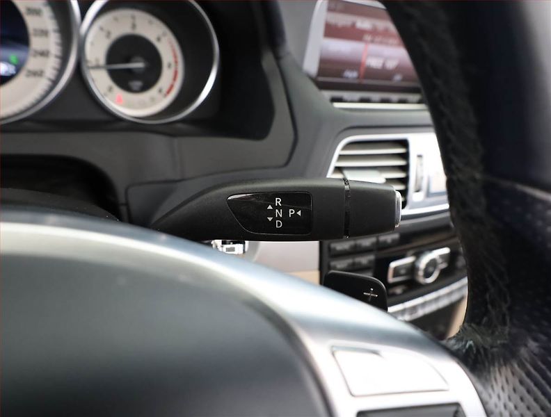 Mercedes-Benz Třídy E (2014) E 250 BlueTEC, Automat, Kůže - fotka 17 z 22
