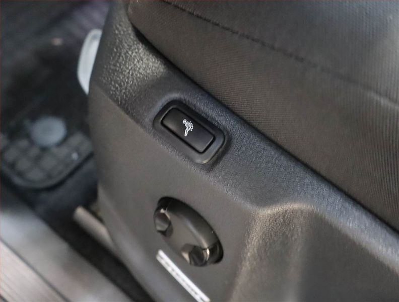 Volkswagen Touran (2017) 2.0 TDI, Automat, Navi - fotka 26 z 29