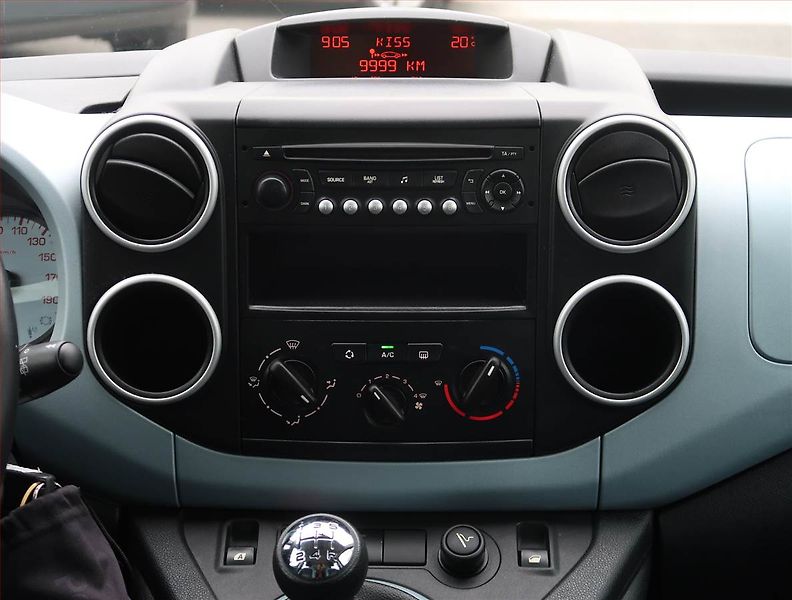 Citroën Berlingo (2014) Tendance 1.6 HDi, 5Míst, ČR - fotka 12 z 15