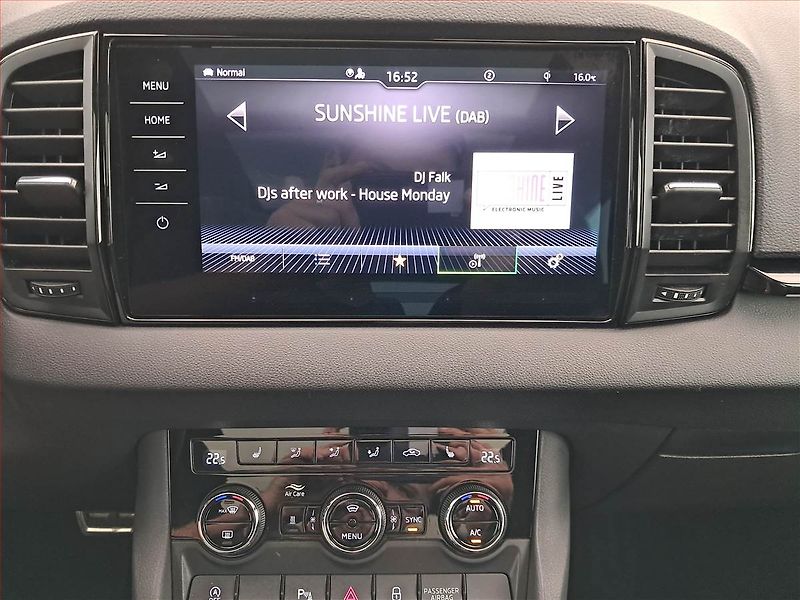 Škoda Karoq (2022) Sportline 1.5 TSI - fotka 12 z 18