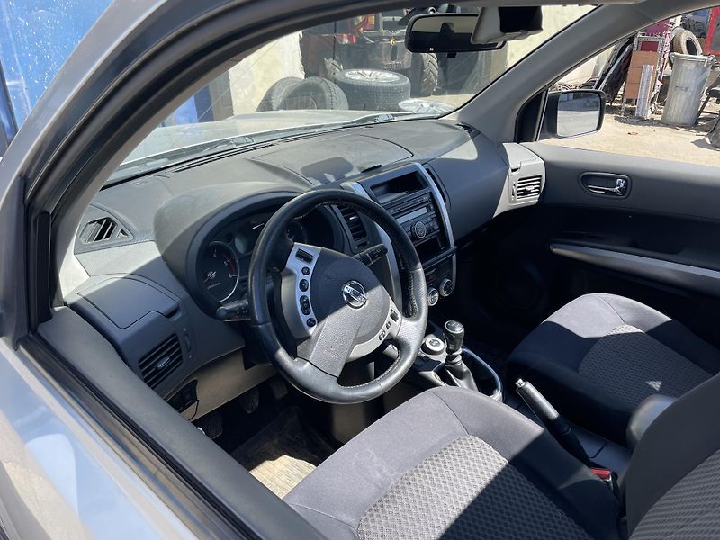Nissan X-Trail (2009) 2.0 dci 110kw náhradní díly  - fotka 5 z 10