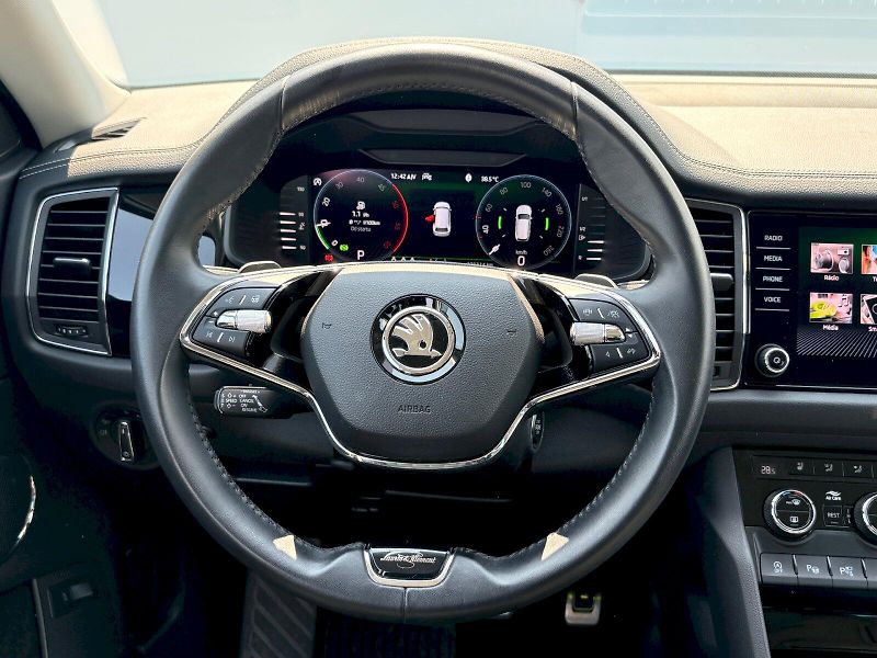 Škoda Kodiaq (2023) DSG 4X4  2.0 TDI / 147 kW / L& - fotka 6 z 34