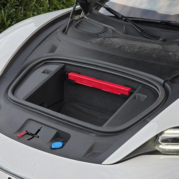 Porsche Taycan (2022) - fotka 25 z 26