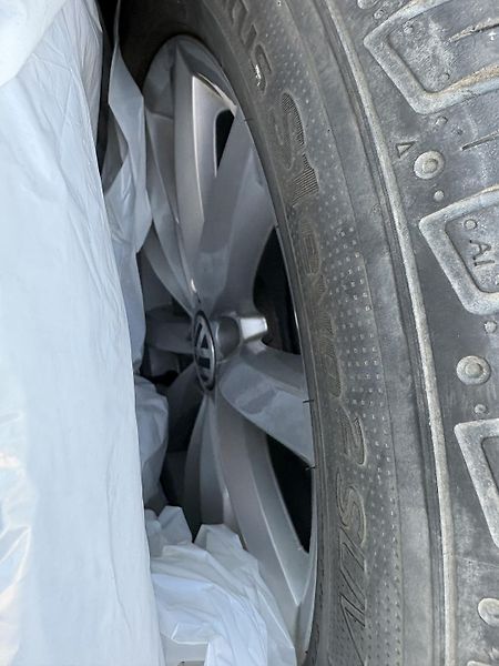 Volkswagen Tiguan (2012) 1.4 TSI BlueMotion Tech -PĚKNÝ - fotka 7 z 26
