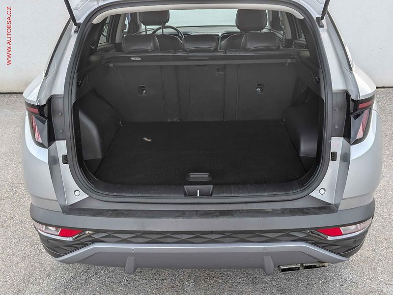 Hyundai Tucson (2022) 1.6 CRDi, ČR, AT, LED, navi - fotka 7 z 16