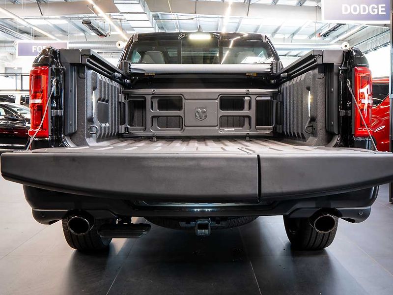 Dodge RAM (2026) 5.7 HEMI V8 Limited 2026 - fotka 9 z 49