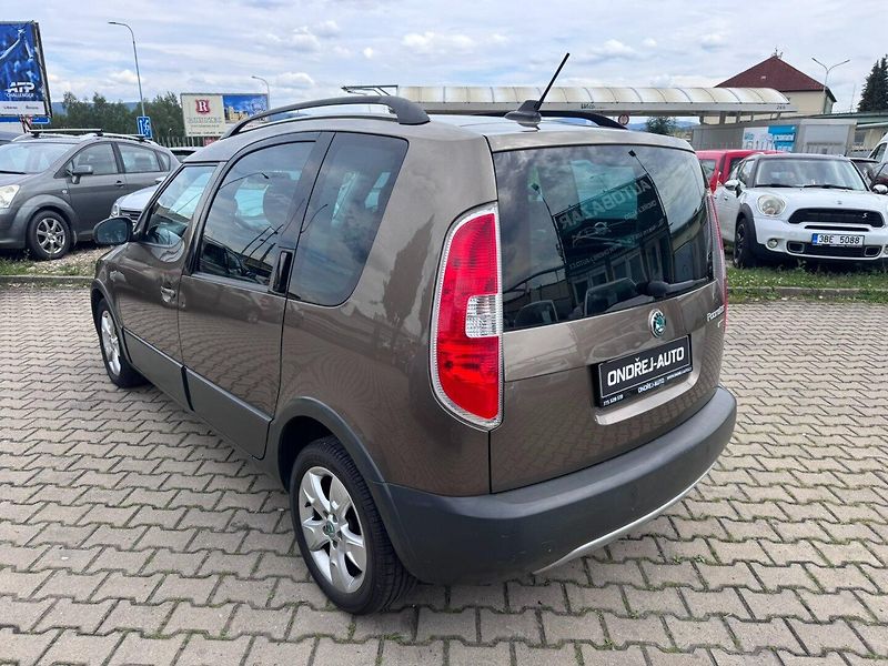 Škoda Roomster (2012) SCOUT 1,6 TDI 66 KW BELGIE STK - fotka 3 z 50