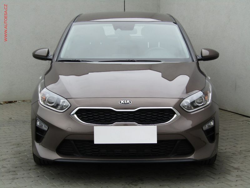 Kia Ceed (2019) 1.4 i, 1.maj,ČR, servis - fotka 2 z 3