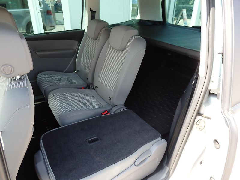 Seat Alhambra 2,0TDi 103kW DIGI KLIMA - fotka 8 z 21